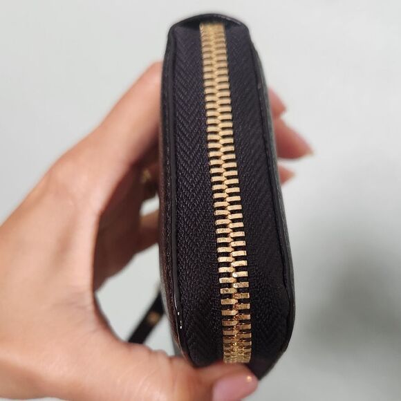 🌸Michael Kors Small Black Leather Wristlet Wallet - Picture 6 of 6